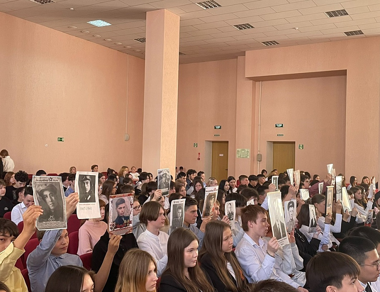 ПРАЗДНИЧНЫЙ КОНЦЕРТ КО ДНЮ ПОБЕДЫ 