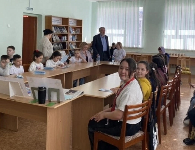  Акция посвящённая детской и юношеской книге