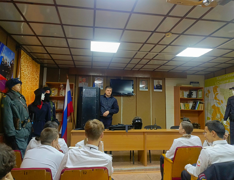  ЭКСКУРСИЯ В МУЗЕЙ МВД