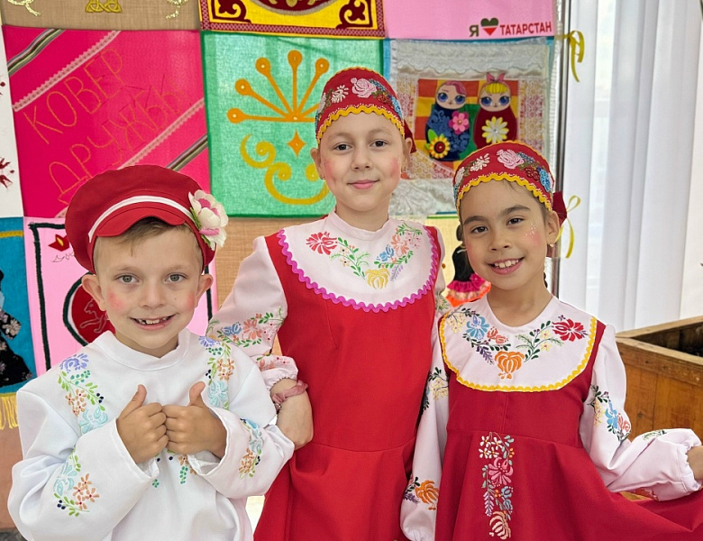 В ЕДИНСТВЕ - НАША СИЛА!