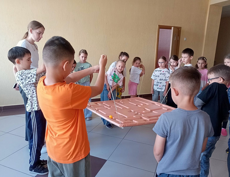 ДЕНЬ УЛЫБОК И РАДОСТИ