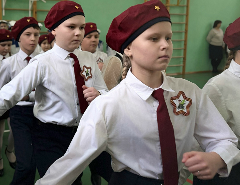 СМОТР СТРОЯ, ПЕСНИ И РЕЧЕВКИ 