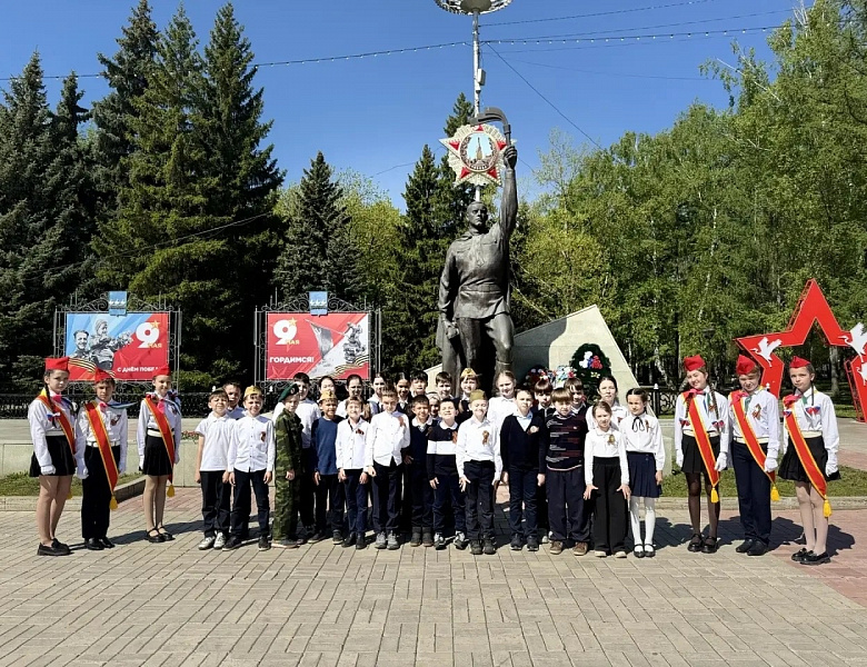 ПУСТЬ ВЕЧНОЙ БУДЕТ ПАМЯТЬ О ГЕРОЯХ…
