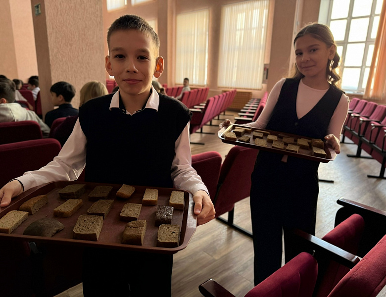 ДЕНЬ ПОЛНОГО ОСВОБОЖДЕНИЯ ЛЕНИНГРАДА ОТ ФАШИСТКОЙ БЛОКАДЫ 