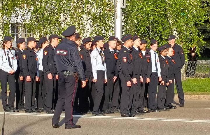 ПОДГОТОВКА К ПАРАДУ ПОБЕДЫ