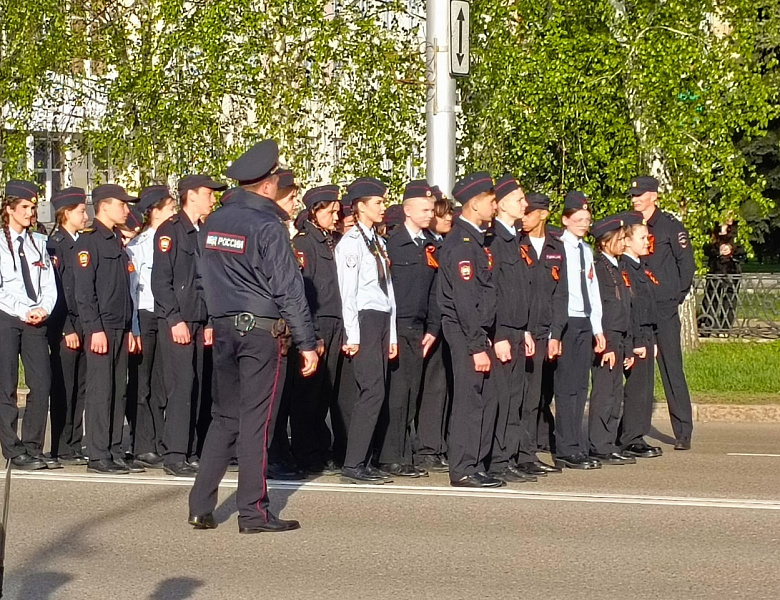 ПОДГОТОВКА К ПАРАДУ ПОБЕДЫ