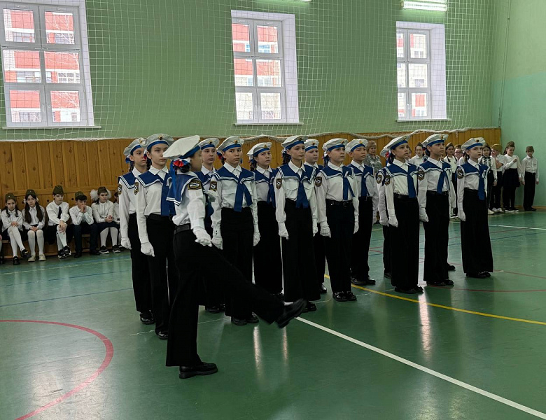 СМОТР СТРОЯ, ПЕСНИ И РЕЧЕВКИ